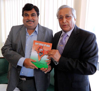 Dr Rami Ranger with Mr Nitin Gadkari
